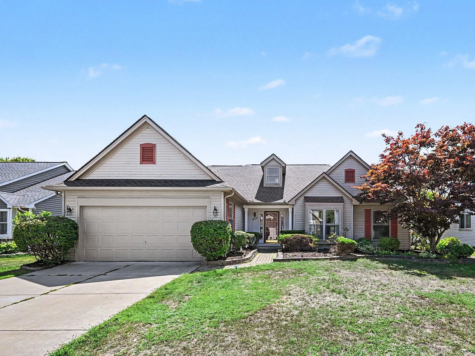 3 bed, 2.5 bath, 3120 sqft, $2,650 — Photo 1