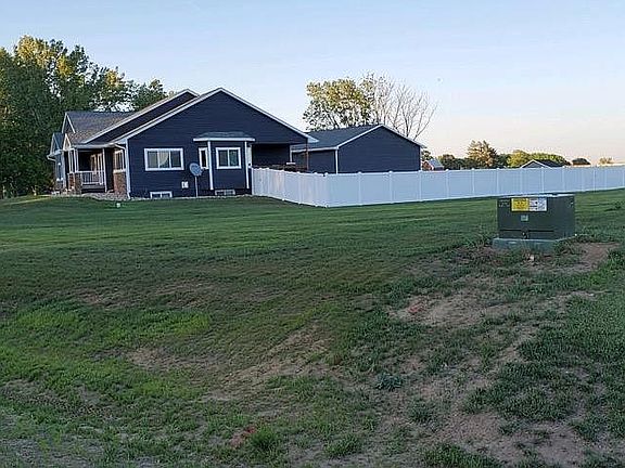 5th image of 2883 Corral Ln