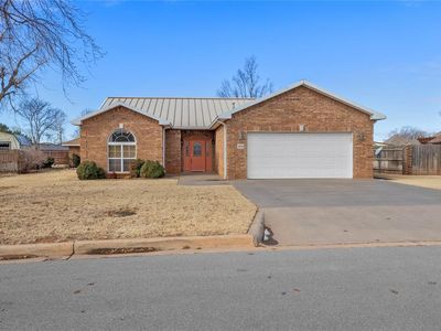 1825 Linwood St, Weatherford, OK, 73096