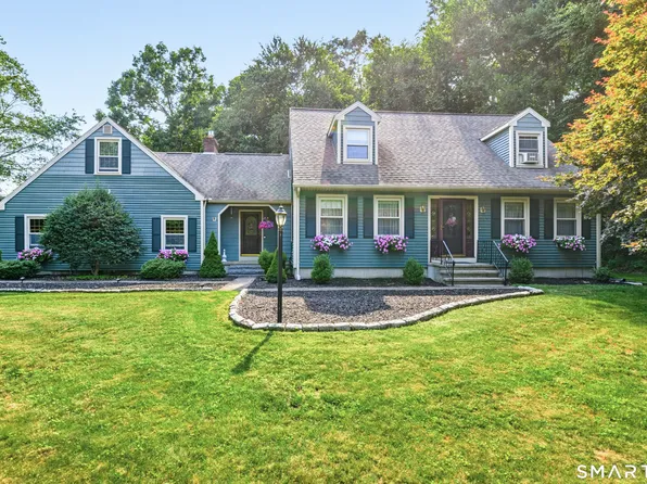 165 Pruett Place, Montville, CT 06370
