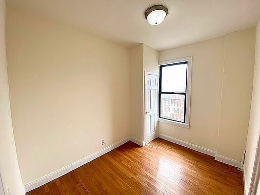 5th image of 515 W 169th St #64