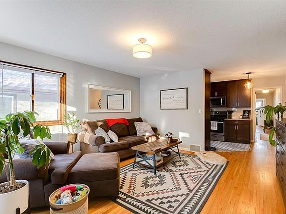 3rd image of 5727 Xerxes Ave S