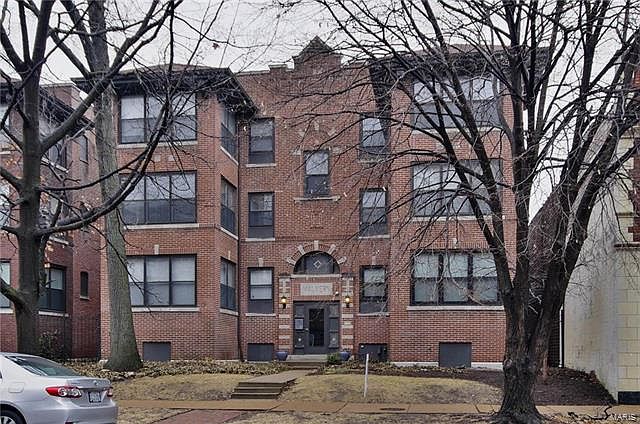2nd image of 5621-5631 Pershing Ave #22