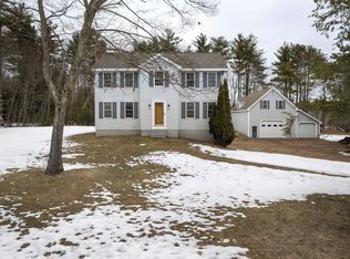 39 Arabian Way, Chester, NH 03036