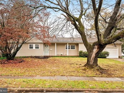 16 Royal Oak Rd, Lawrence Township, NJ, 08648