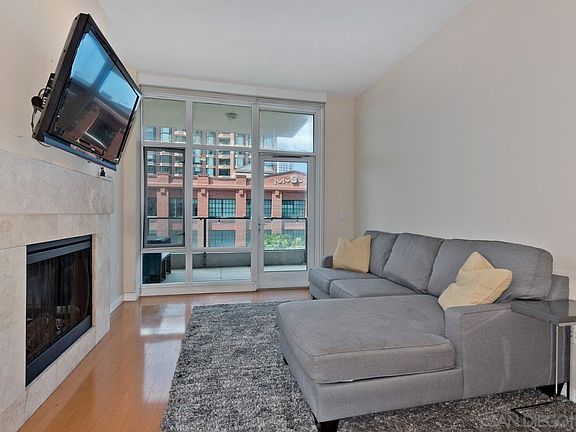 2nd image of 550 Front St Unit 306