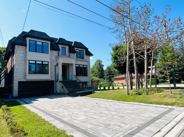 158 Elmwood Ave, Richmond Hill, ON L4C 1K3
