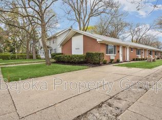 1615 W Nine Mile Rd, Ferndale, MI 48220