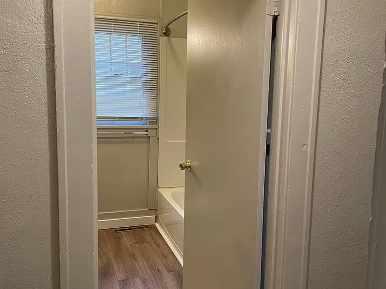 618 S Whitcomb St — Photo 14
