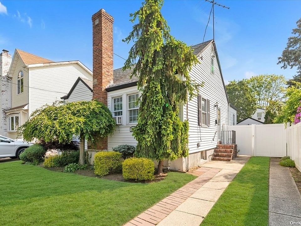 906 N 6th Street, New Hyde Park, NY 11040 Zillow