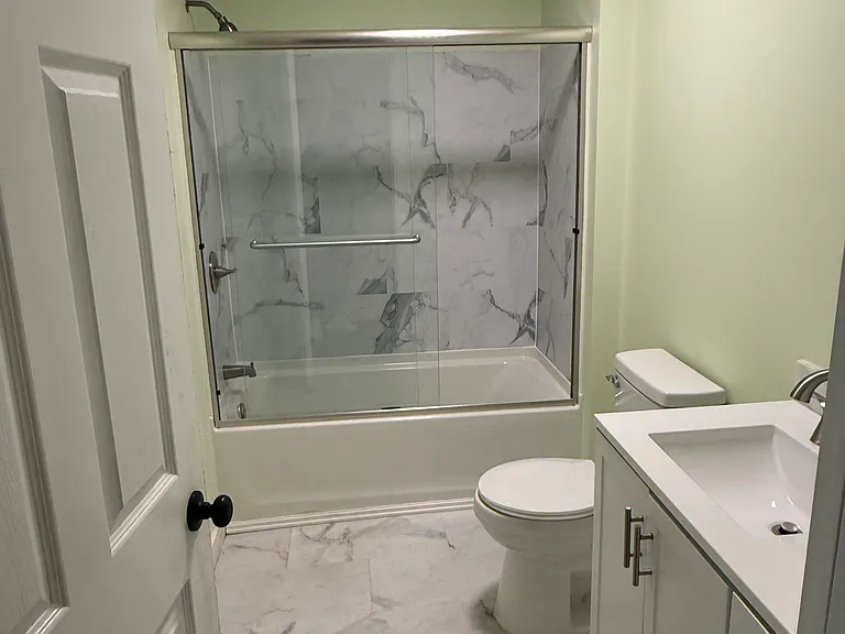 716 E Laurel St #2 — Photo 8