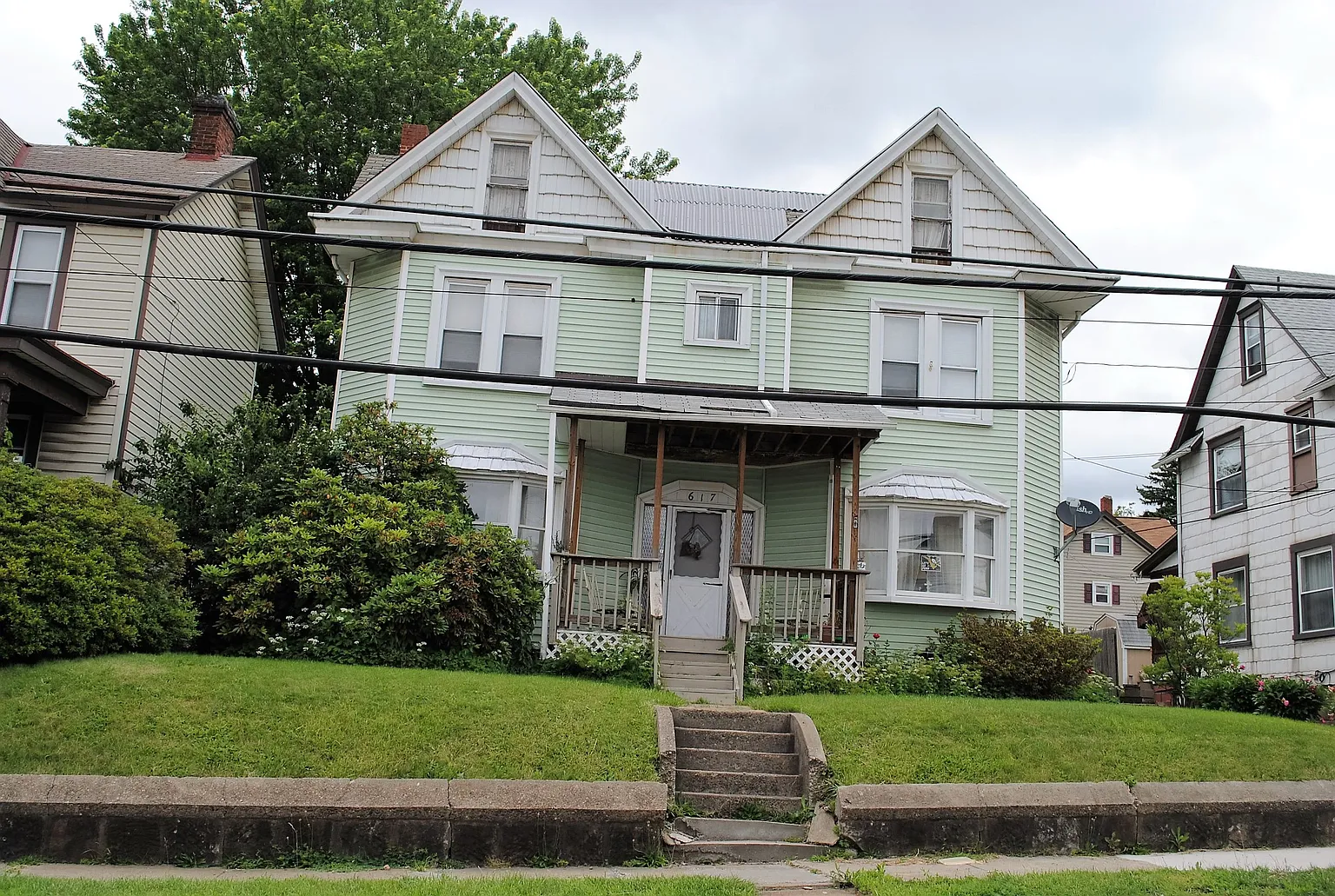 617 E 10th Ave photo 1