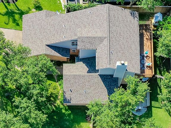 4th image of 2116 Harbor Ct