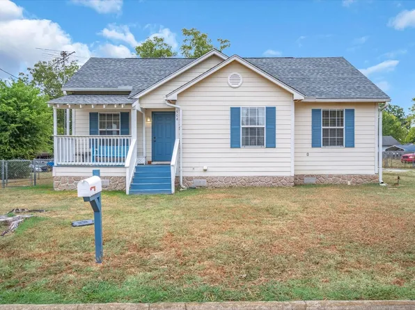 908 N Wills St, Wills Point, TX 75169