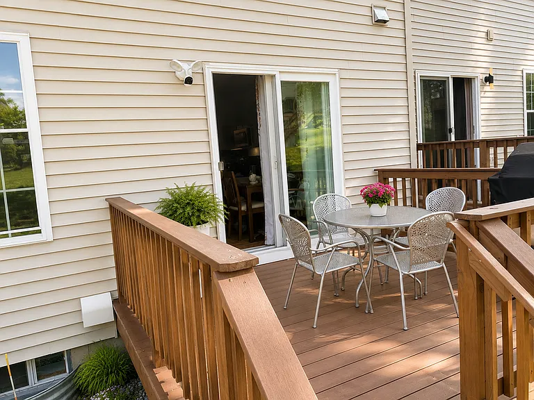 18 Poplar Ln — Photo 18