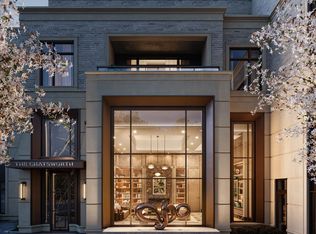 33 Chatsworth Dr #LPH2, Toronto, ON M4R 1R5