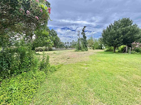5th image of 182 Calcasieu Ave