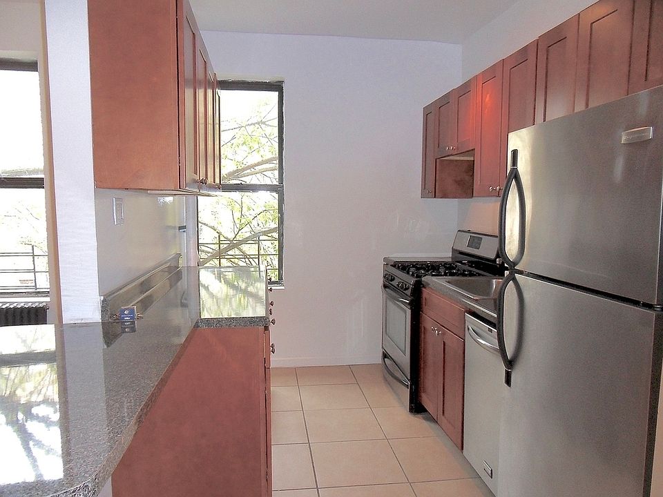 1st image of 286 Eastern Pkwy APT 3E