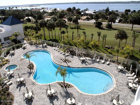 2nd image of 2 Oceans West Blvd APT 1904