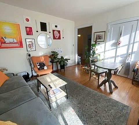 4th image of 5050 N Damen Ave #3E