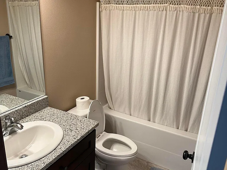 2315 N Spar Ln — Photo 3