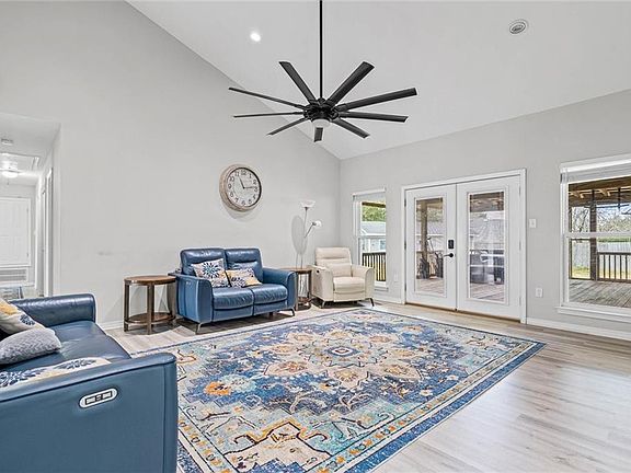 3rd image of 7174 Ashton Ct