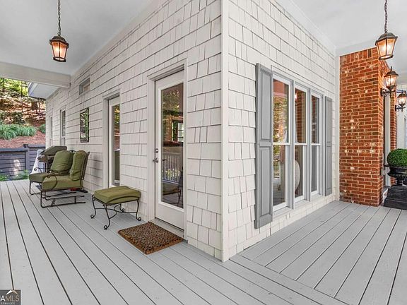 5th image of 205 Aerie Ct