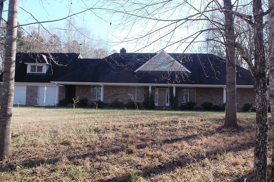 1st image of 4136 Crown Oaks Dr