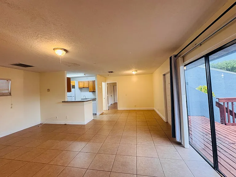 7 Crossings Cir #G — Photo 27