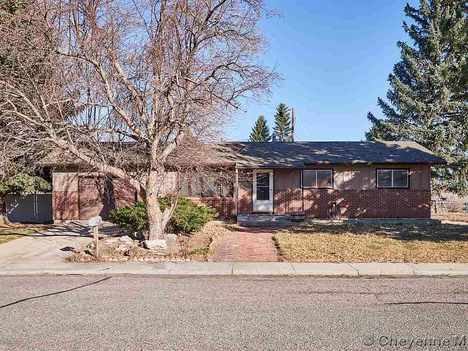 1st image of 1014 Crest Park Dr