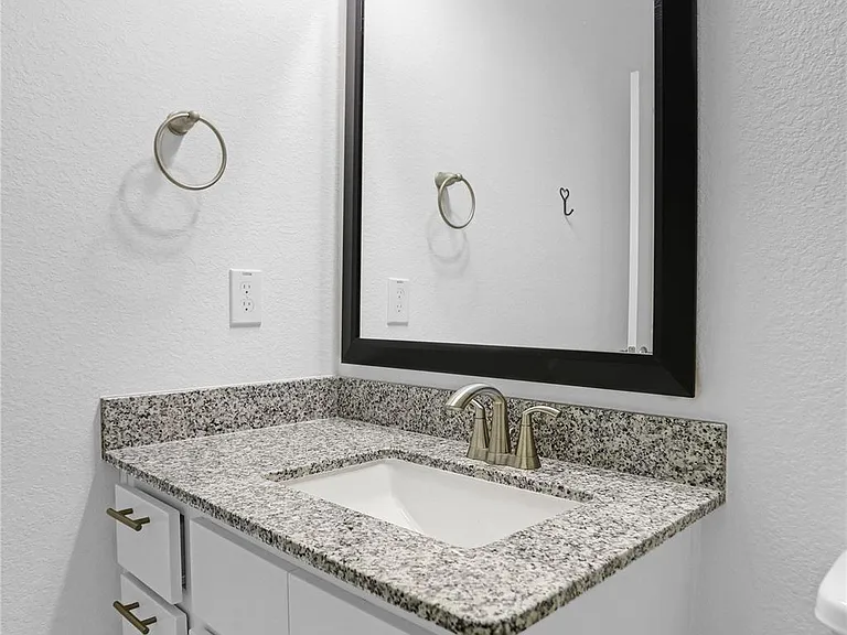 2718 Ripe Amber Cup Ct — Photo 35