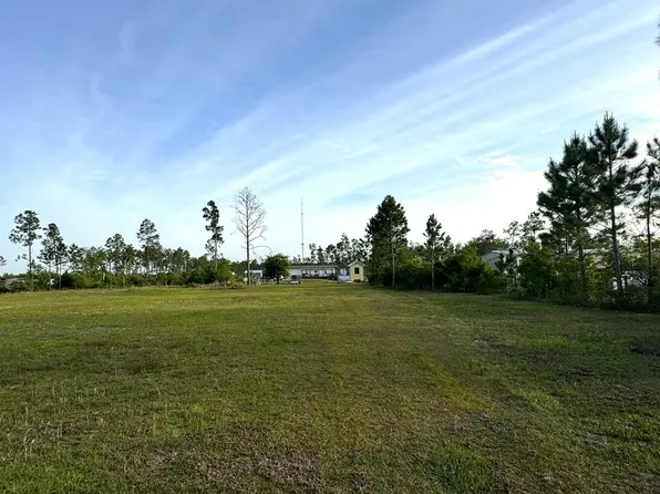 11 Pleasant Rest Rd, Wewahitchka, FL 32465