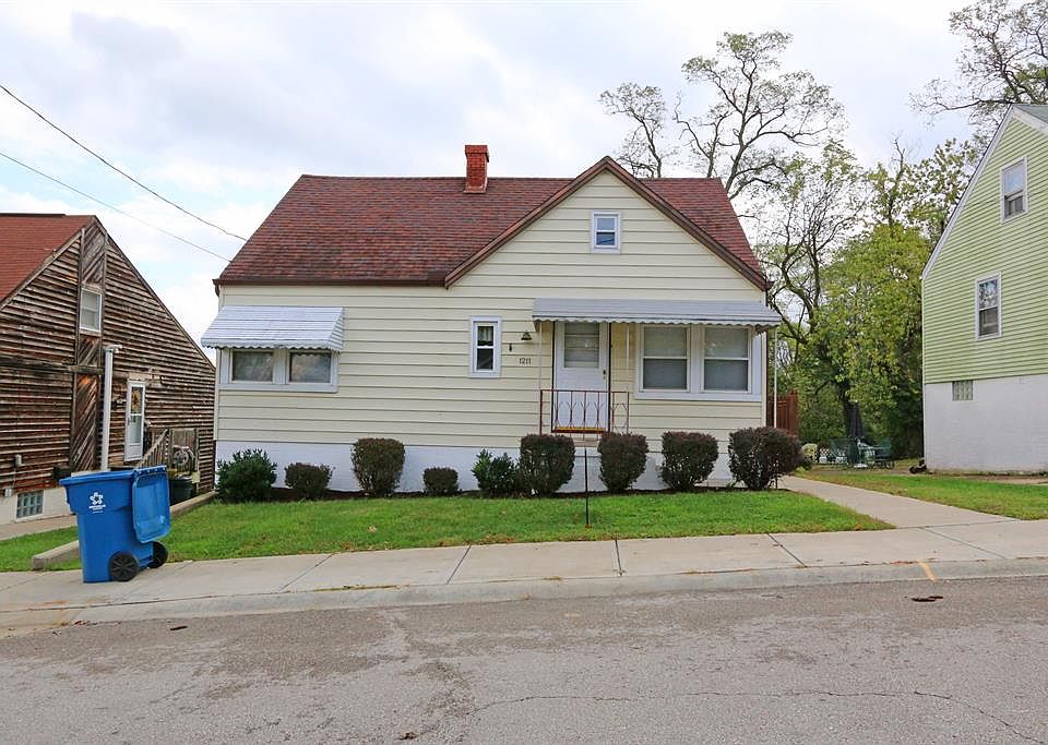 1st image of 1211 Dayton Ave