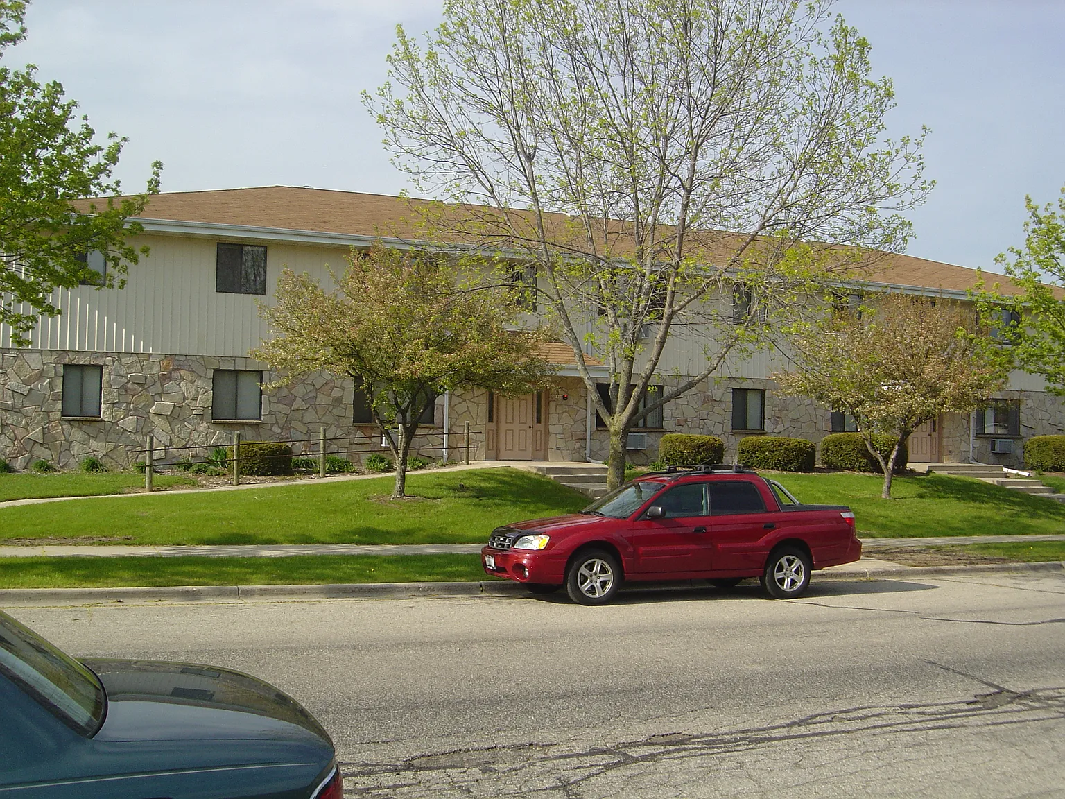 1800 Annie St — Photo 1