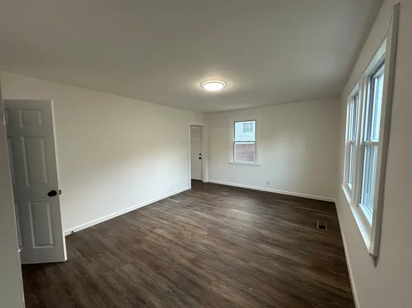 2052 Saxton Ave, Knoxville, TN 37915