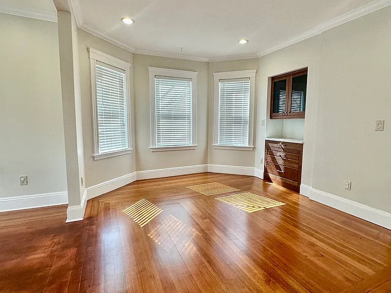 32 Ramsdell Ave #2 — Photo 4