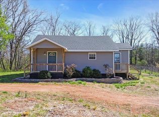 15 Lake Ridge Dr, Greenville, SC 29611