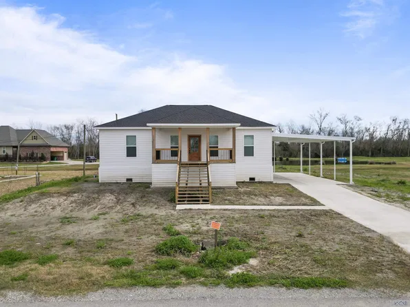 525 Cypress St, Raceland, LA 70394
