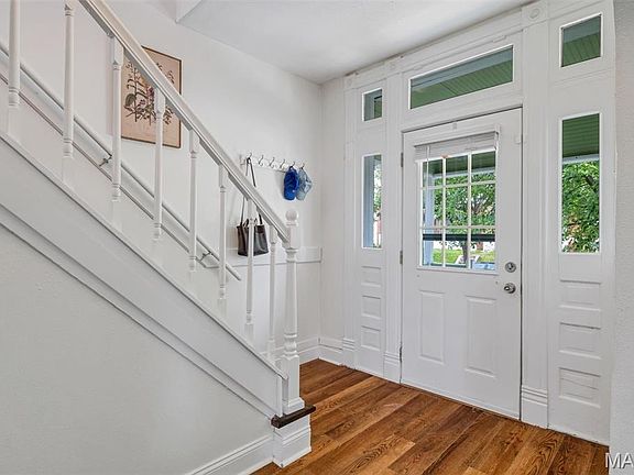 5th image of 4462 Wilcox Ave