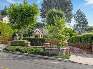 1240 N Doheny Dr, Los Angeles, CA 90069