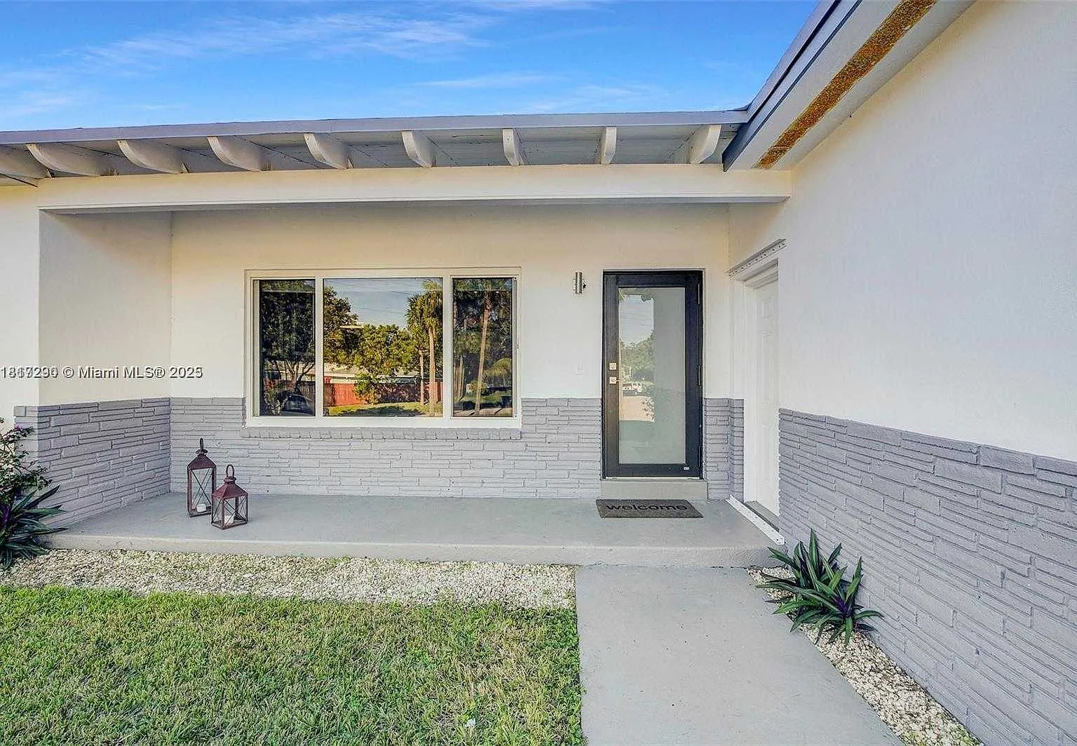 3 bed, $4,000 — Photo 4