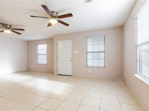 4th image of 1240 Deer Creek Cir