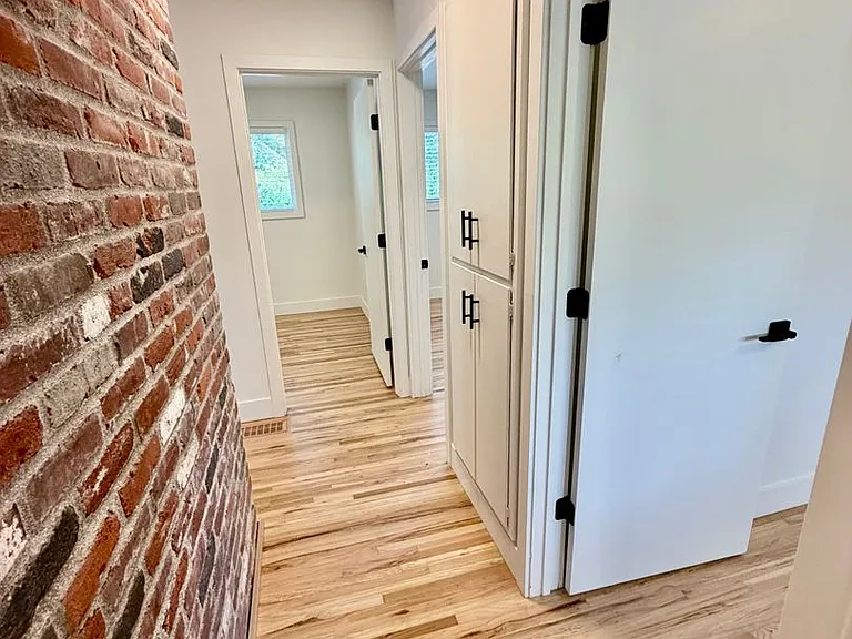 7407 SW 36th Ave — Photo 12