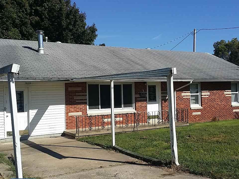 1st image of 1303 Elm St