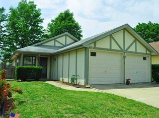 17905 E Whitney Rd S, Independence, MO 64057