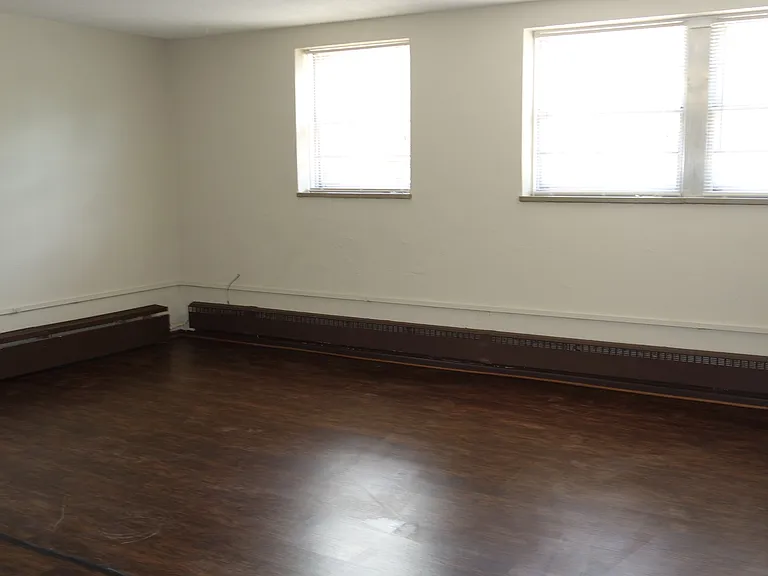 445 State Ave — Photo 35