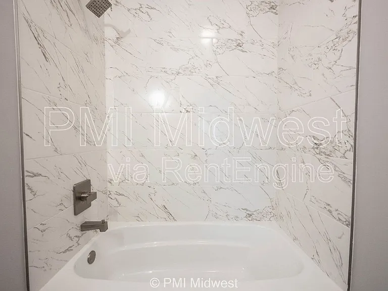 1841 Montcalm St #B — Photo 12