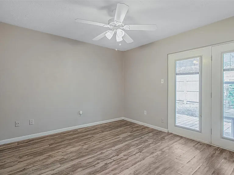 1522 Ramada Dr — Photo 6