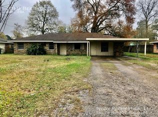 1019 Bee Tree St, Westlake, LA 70669
