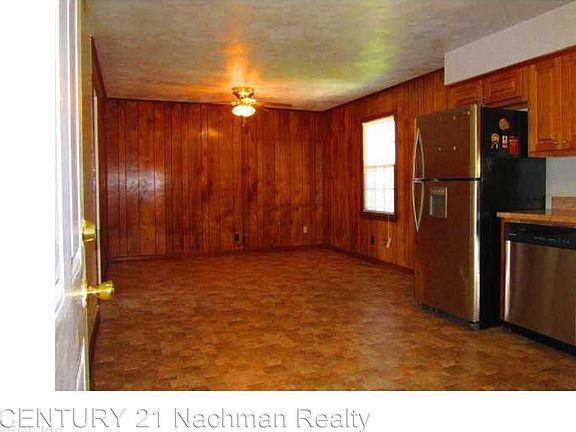 5th image of 813 Bouie Ct